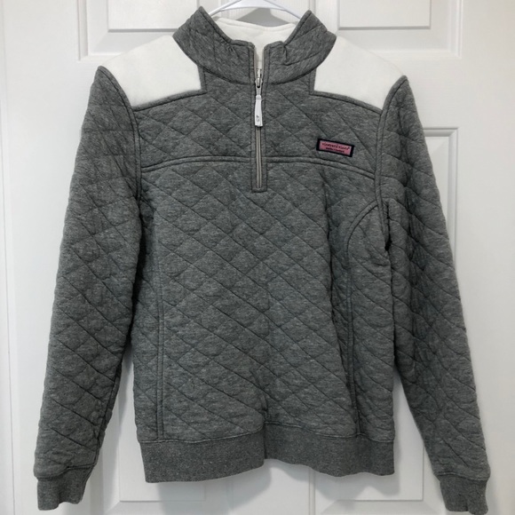Vineyard Vines Tops - Vineyard Vines Women’s Quilted Shep Shirt